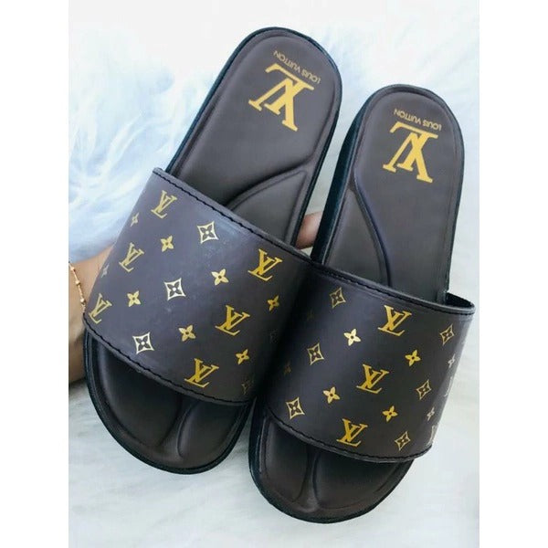 Chinelo LV
